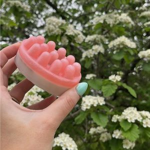 Mooooooovin’ Cow Massage Bars 🐄